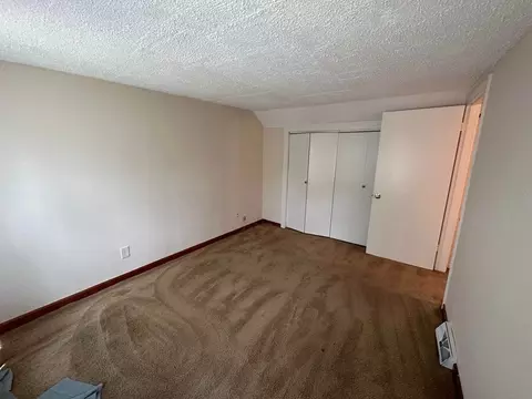 108 Grandview St, Springfield, MA 01108 photo 12