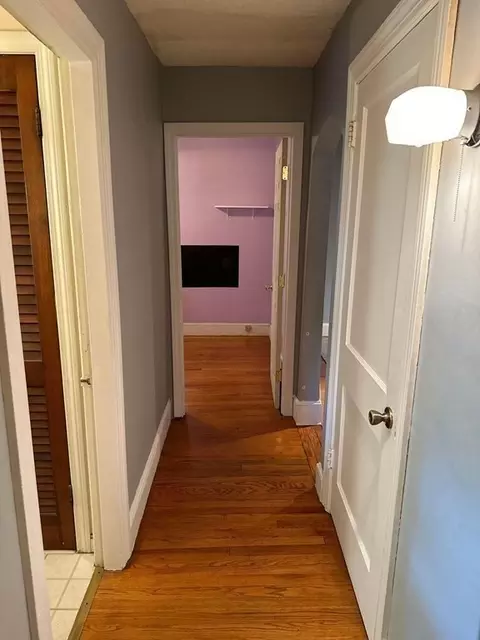 108 Grandview St, Springfield, MA 01108 photo 9