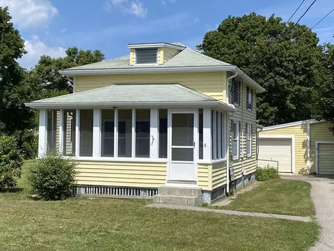 8 Keith Ave, Lakeville, MA 02347