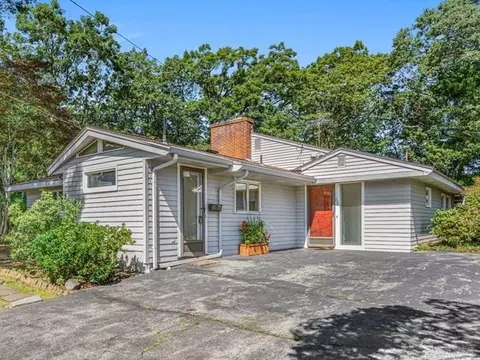 68 Harwood Rd, Natick, MA 01760