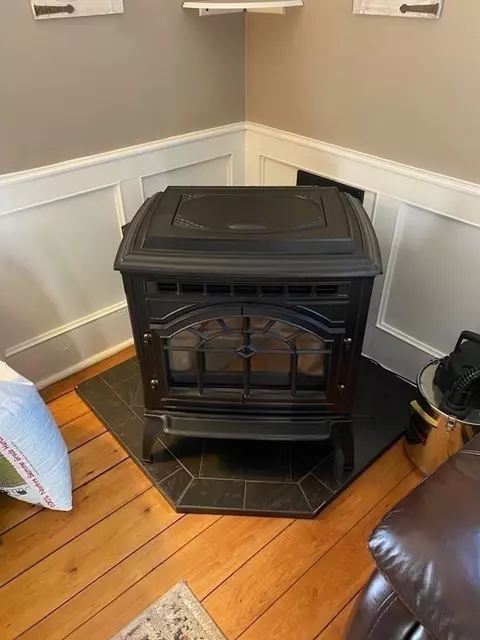 38 Main St, Hardwick, MA 01031 photo 17