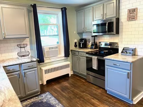 38 Main St, Hardwick, MA 01031 photo 9