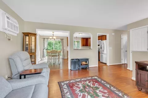 111 Winterset Dr, Springfield, MA 01129 photo 14