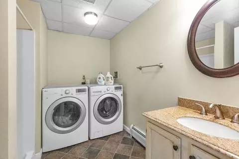 111 Winterset Dr, Springfield, MA 01129 photo 31