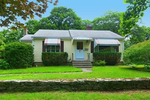 36 Baldwin St, Easton, MA 02356