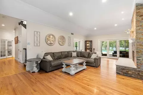 3 Burnham Ln, Danvers, MA 01923 photo 12