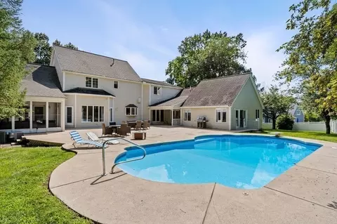 3 Burnham Ln, Danvers, MA 01923 photo 38