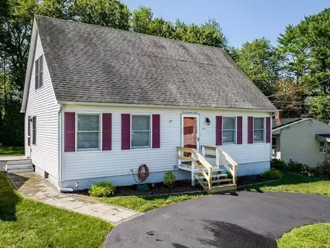 1040 June St, New Bedford, MA 02745