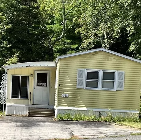 123 Pine Ave, Sturbridge, MA 01566