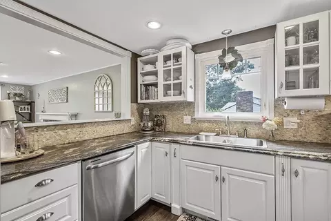 9 Eldon Dr, Franklin, MA 02038 photo 11