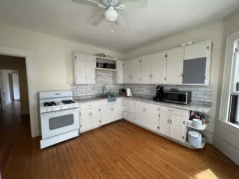 543 June St, Fall River, MA 02720 photo 8