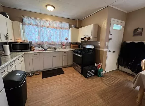 543 June St, Fall River, MA 02720 photo 6