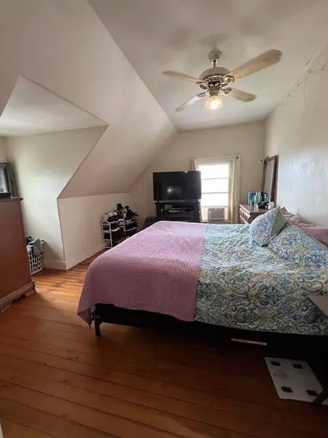 543 June St, Fall River, MA 02720 photo 18