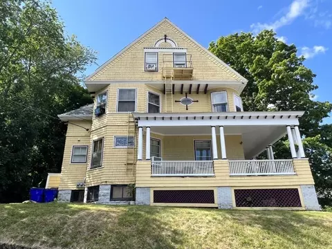 543 June St, Fall River, MA 02720 photo 2