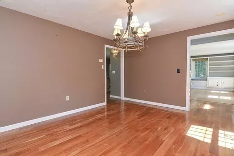 8 King Philip Path, Mendon, MA 01756 photo 21