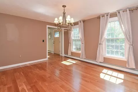 8 King Philip Path, Mendon, MA 01756 photo 20