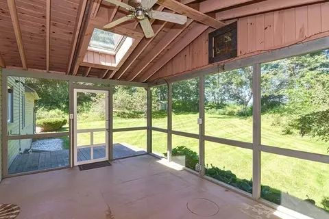 8 King Philip Path, Mendon, MA 01756 photo 7