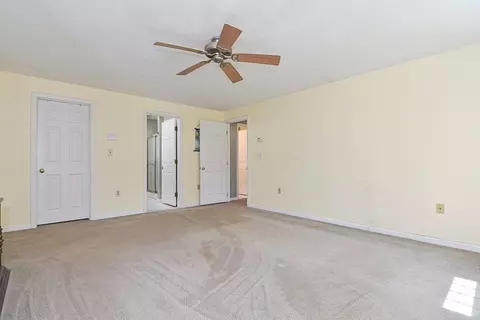 8 King Philip Path, Mendon, MA 01756 photo 26