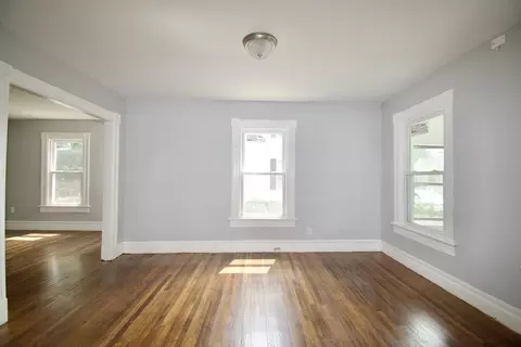 45 Yale St, Springfield, MA 01109 photo 13