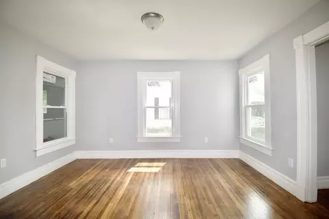 45 Yale St, Springfield, MA 01109 photo 17