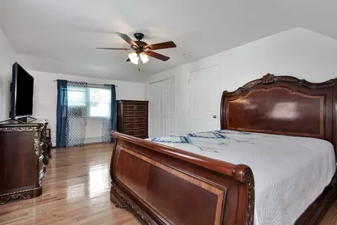 39 Oregon St, Springfield, MA 01118 photo 23