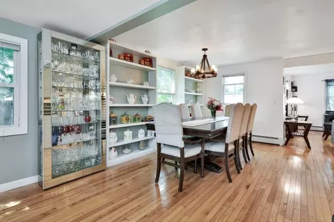 39 Oregon St, Springfield, MA 01118 photo 14