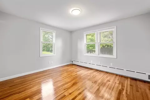 26 Rowena St, Worcester, MA 01606 photo 18