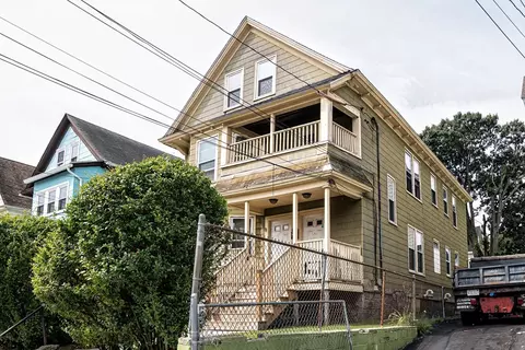 71-73 Osgood St, Lawrence, MA 01843