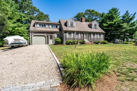 104 Cherry Tree Rd, Barnstable, MA 02635