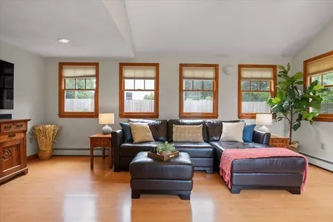 23 Old Post Rd, Walpole, MA 02081 photo 13