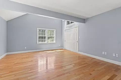 65 Macarthur Rd, Natick, MA 01760 photo 17