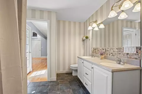 65 Macarthur Rd, Natick, MA 01760 photo 21