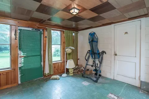 1854 Parker St, Springfield, MA 01128 photo 12
