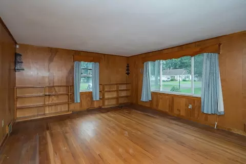 1854 Parker St, Springfield, MA 01128 photo 7