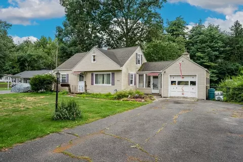 1854 Parker St, Springfield, MA 01128 photo 2