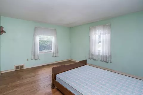 1854 Parker St, Springfield, MA 01128 photo 17