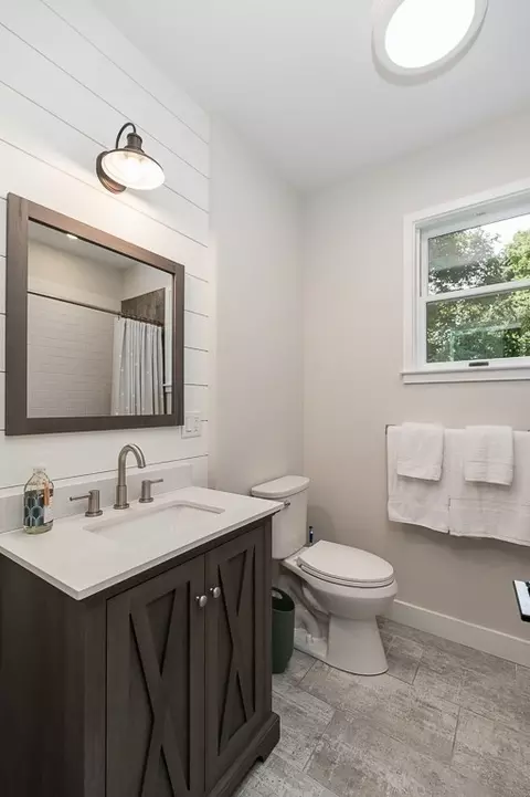 28 Grapevine Rd, Gloucester, MA 01930 photo 13