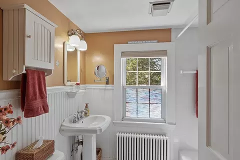 4 Ash St, Beverly, MA 01915 photo 21