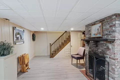 4 Ash St, Beverly, MA 01915 photo 28