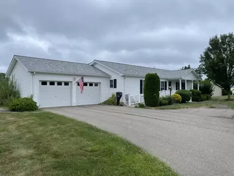3006 Green St, Middleboro, MA 02346
