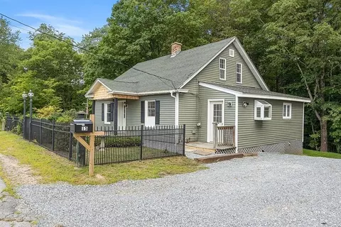 15 Depot Rd, Templeton, MA 01468