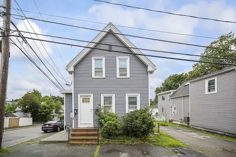 17 Wayland St, Brockton, MA 02301