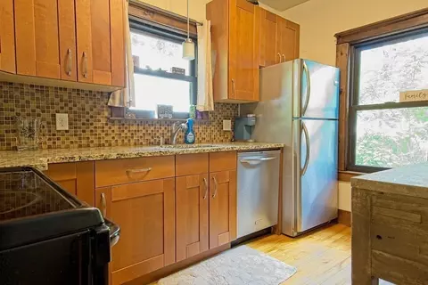 61 Dawson Rd, Worcester, MA 01602 photo 6