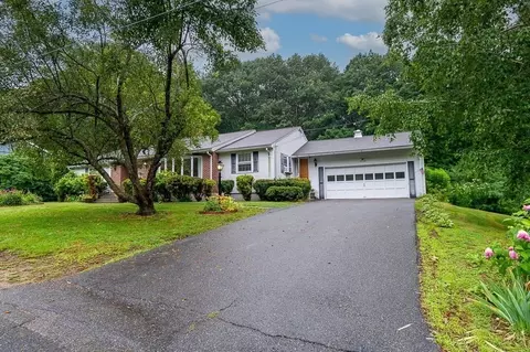 80 Pepper Rd, Fitchburg, MA 01420