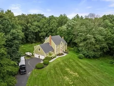 184 East St, Upton, MA 01568 photo 39