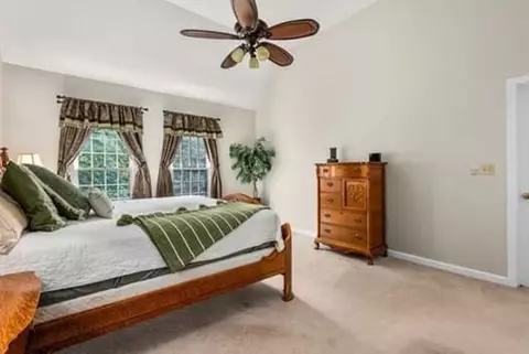 184 East St, Upton, MA 01568 photo 22