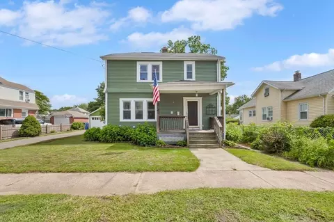 21 Kingsley St, Springfield, MA 01104
