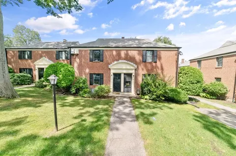81 Pierce Rd #226, Watertown, MA 02472