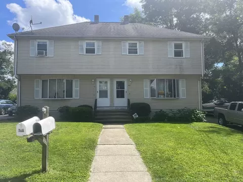 18 Hampton St #A, Worcester, MA 01604