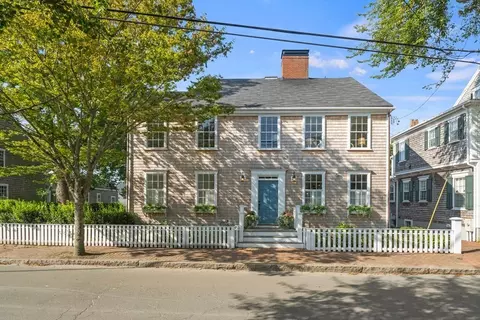 11 Pleasant St, Nantucket, MA 02554